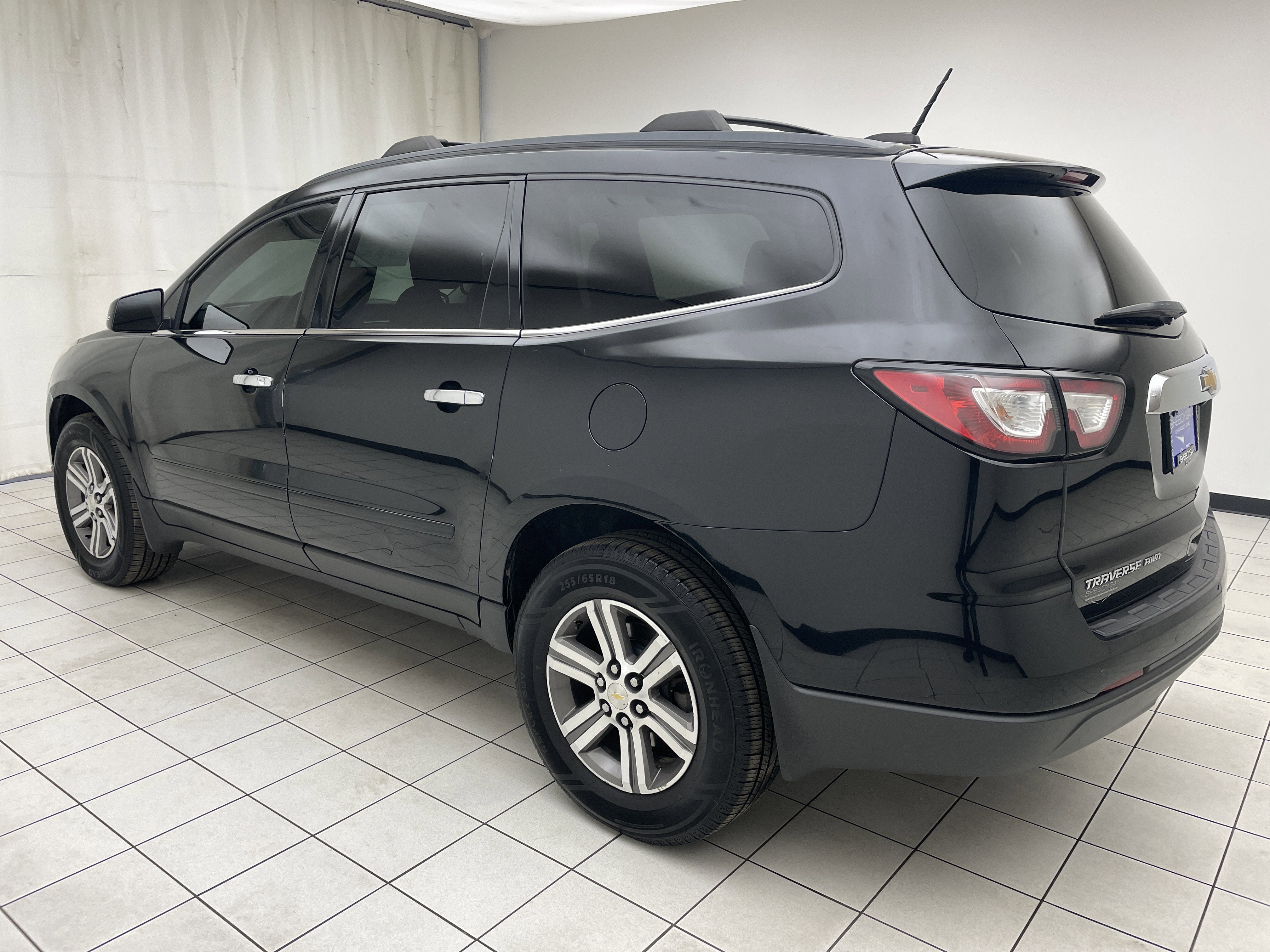 2017 Chevrolet Traverse LT