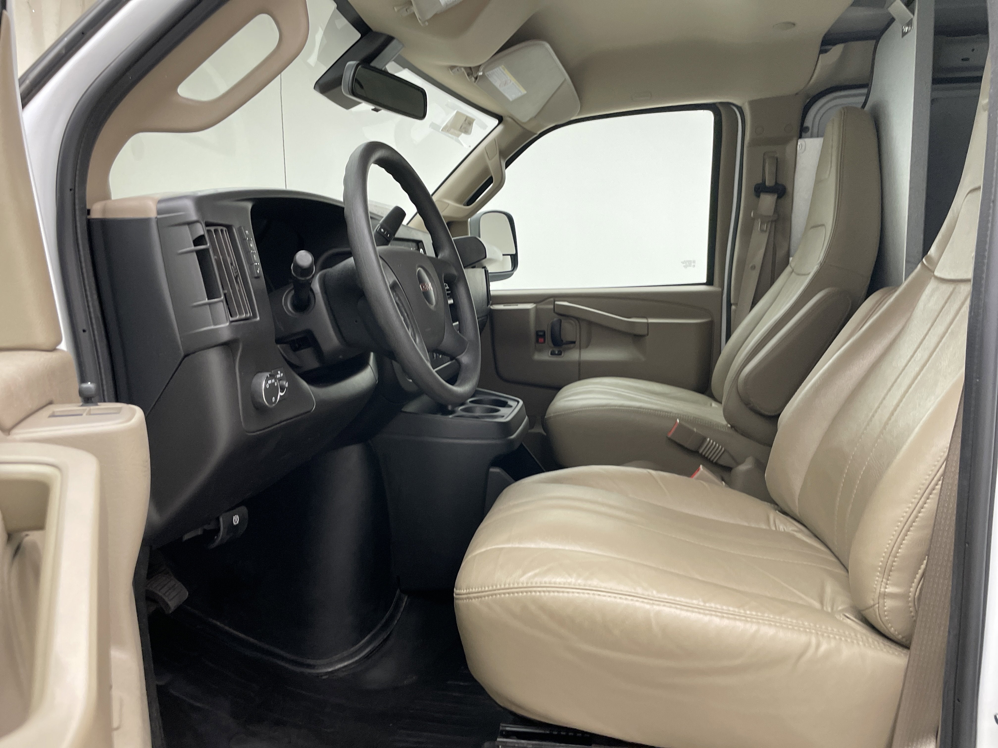 2024 GMC Savana Cargo 2500 Work Van