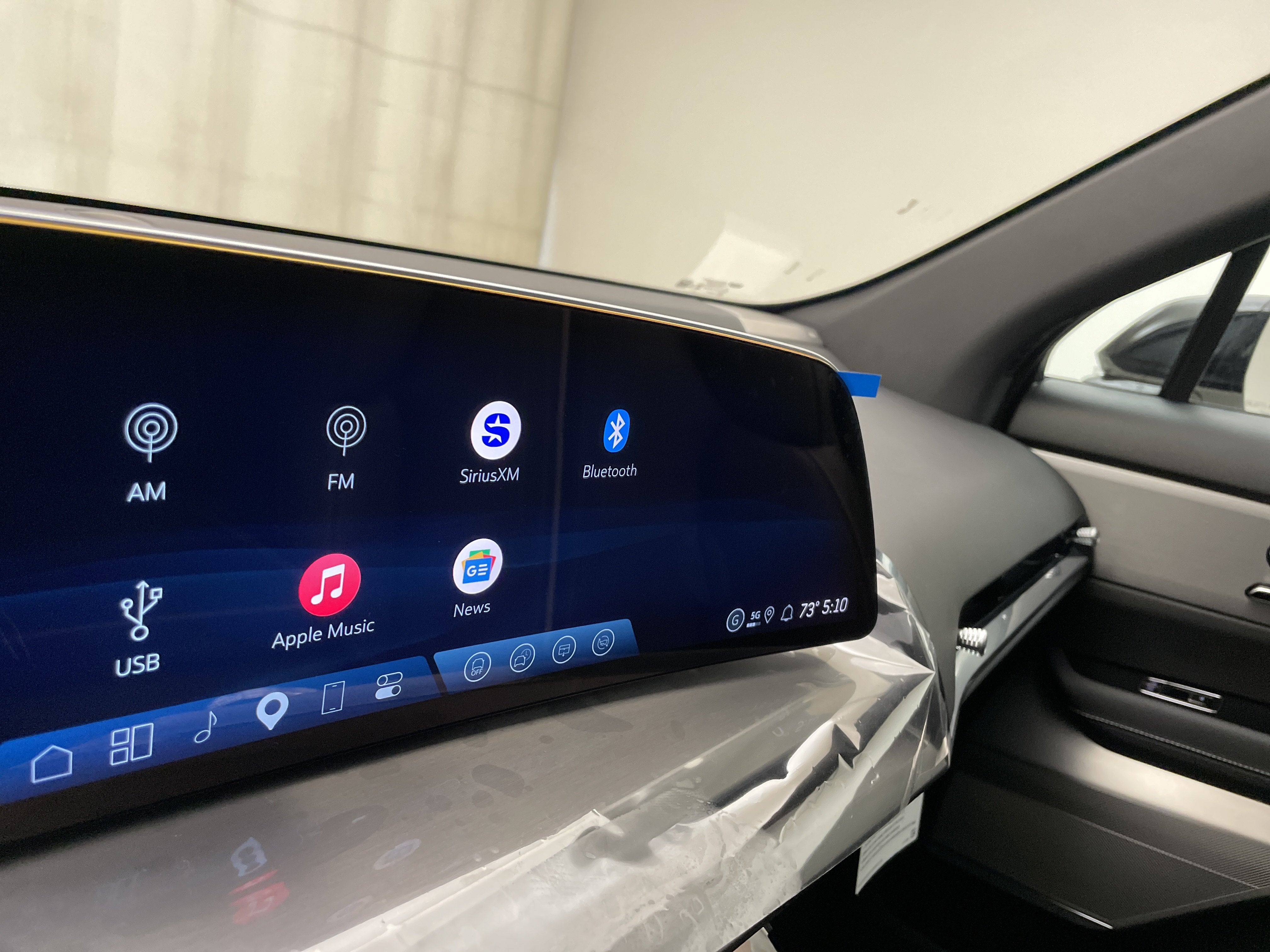 2027 Cadillac VISTIQ Sport