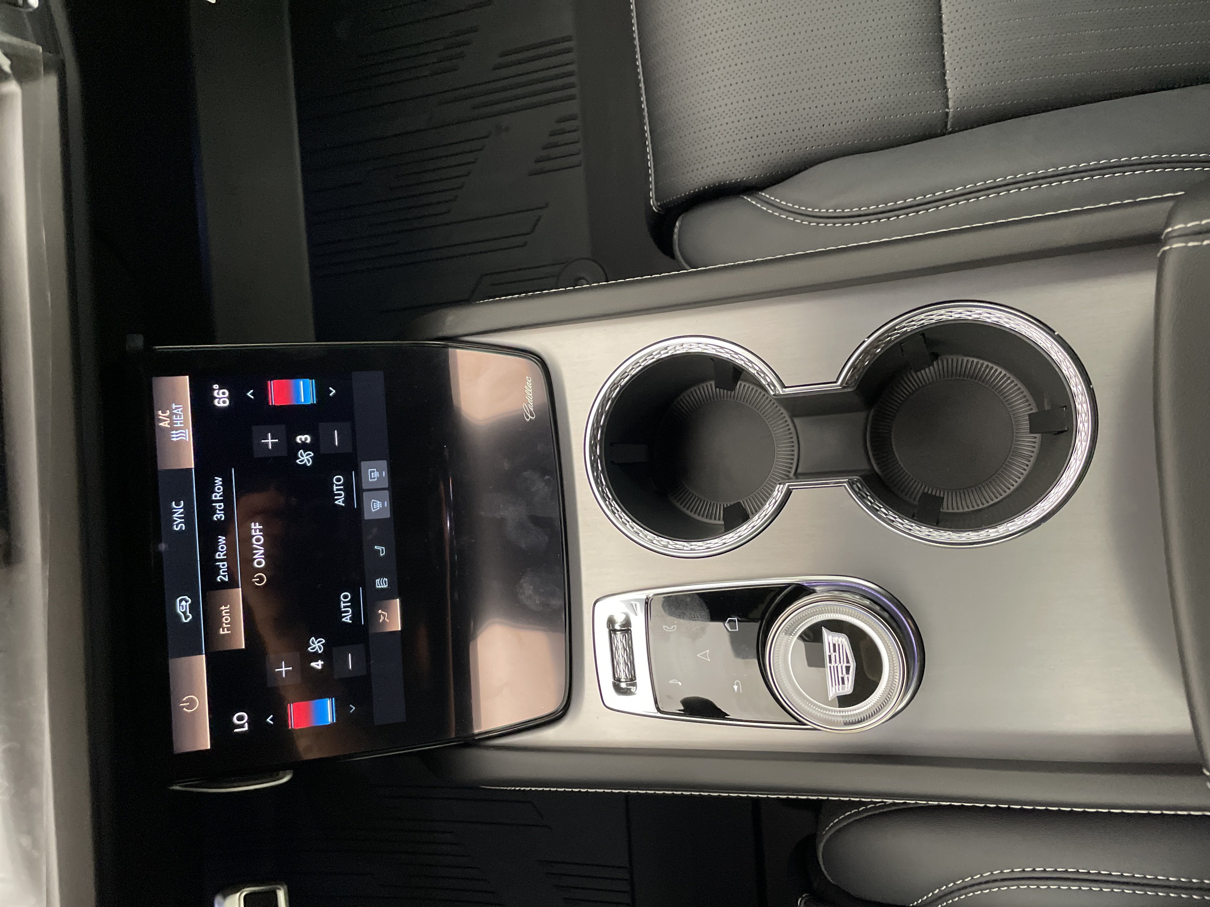 2027 Cadillac VISTIQ Sport