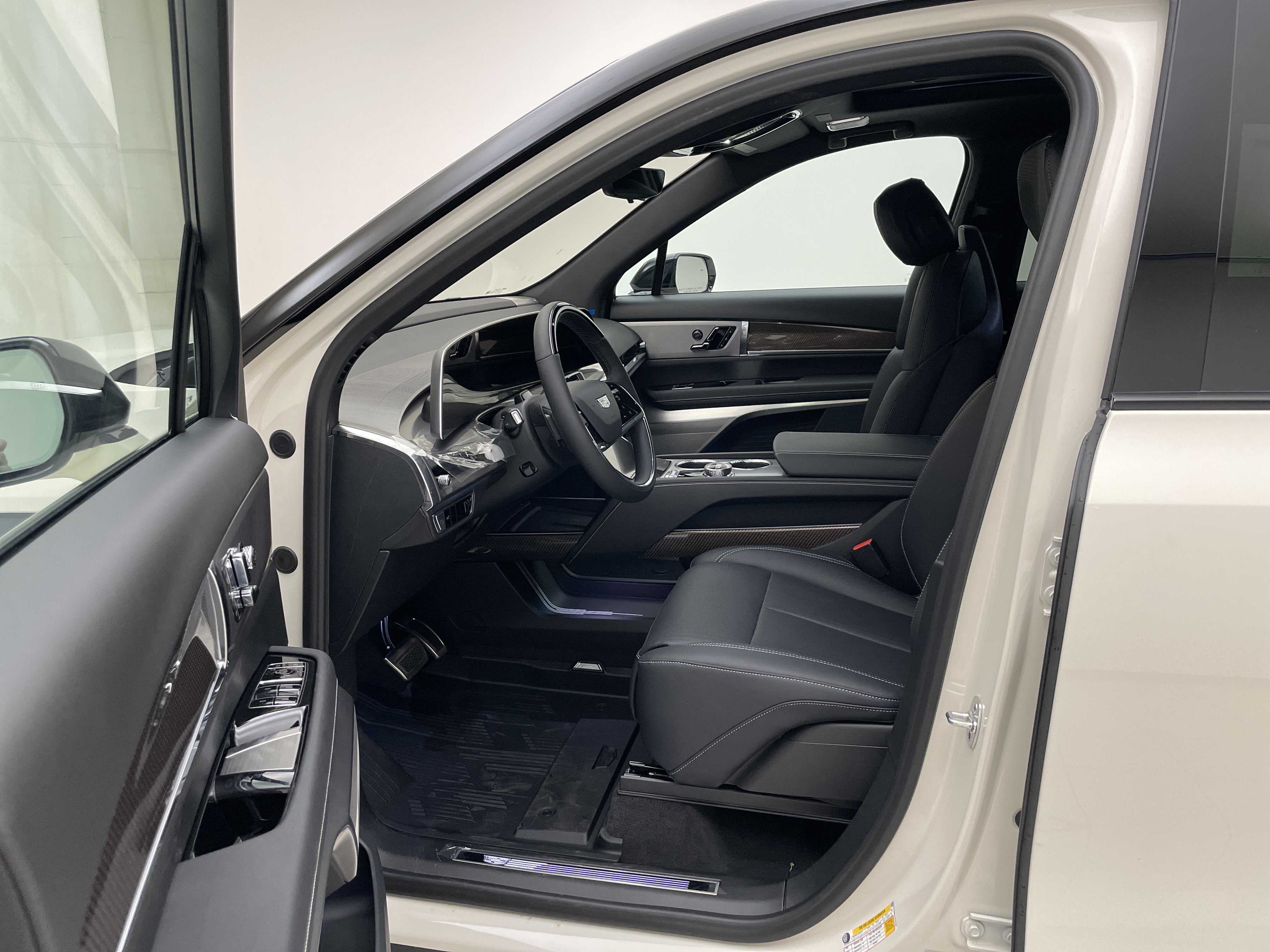 2027 Cadillac VISTIQ Sport
