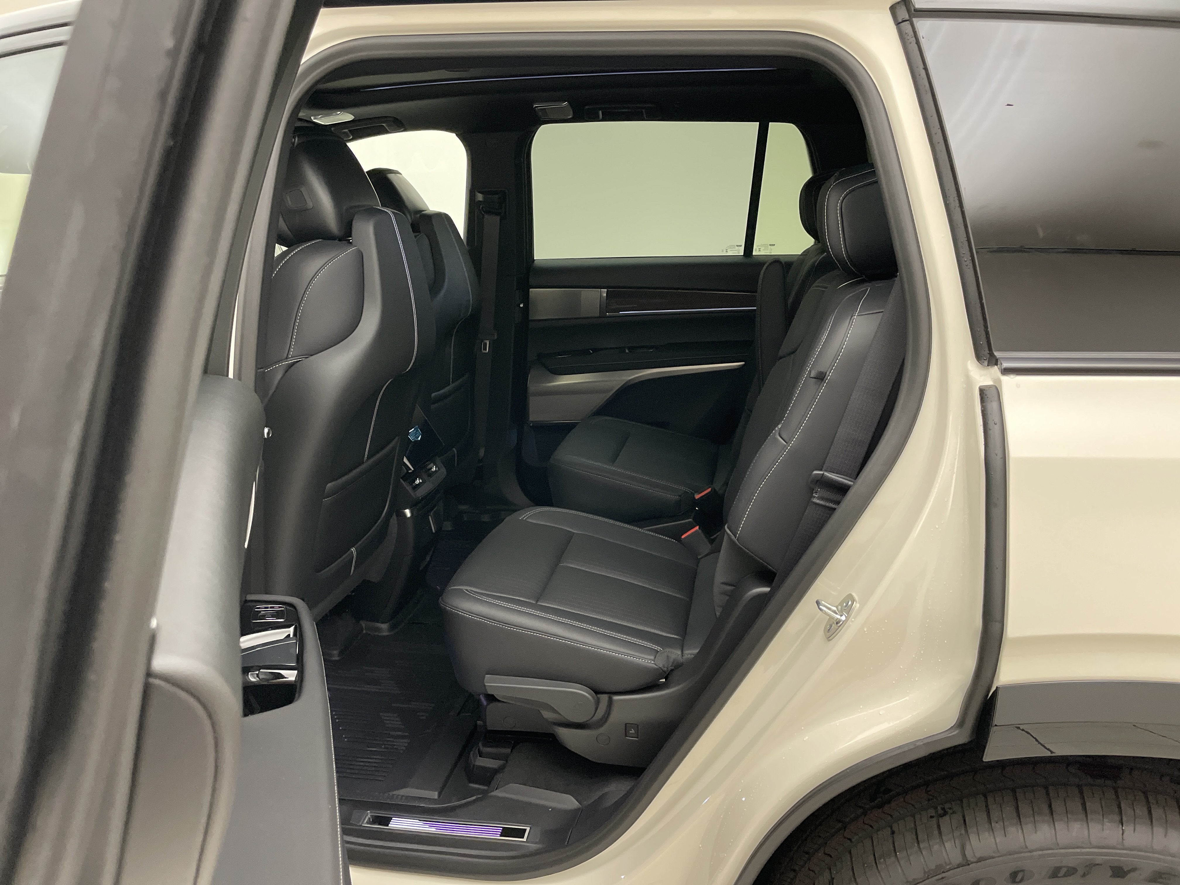 2027 Cadillac VISTIQ Sport
