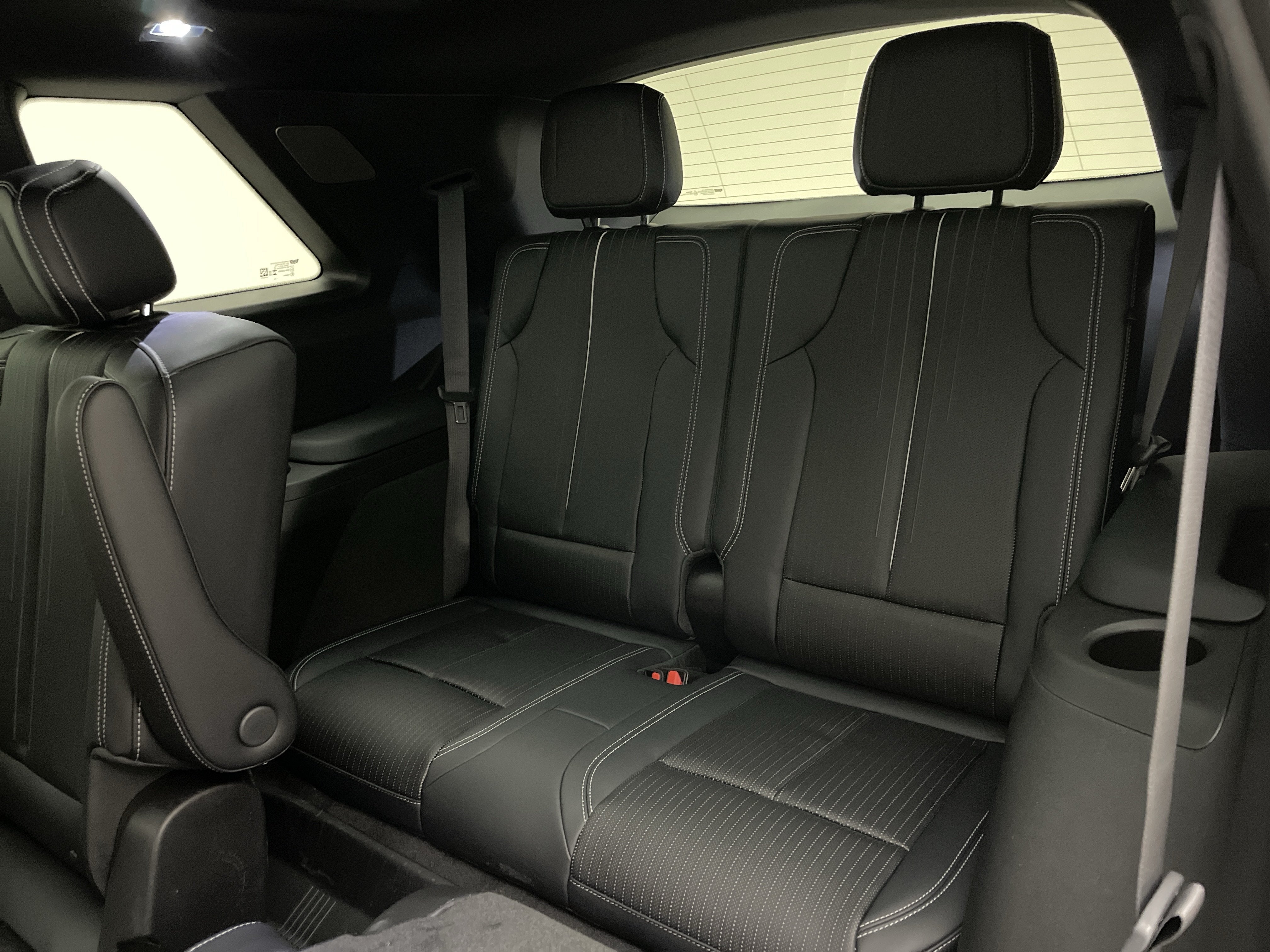 2027 Cadillac VISTIQ Sport