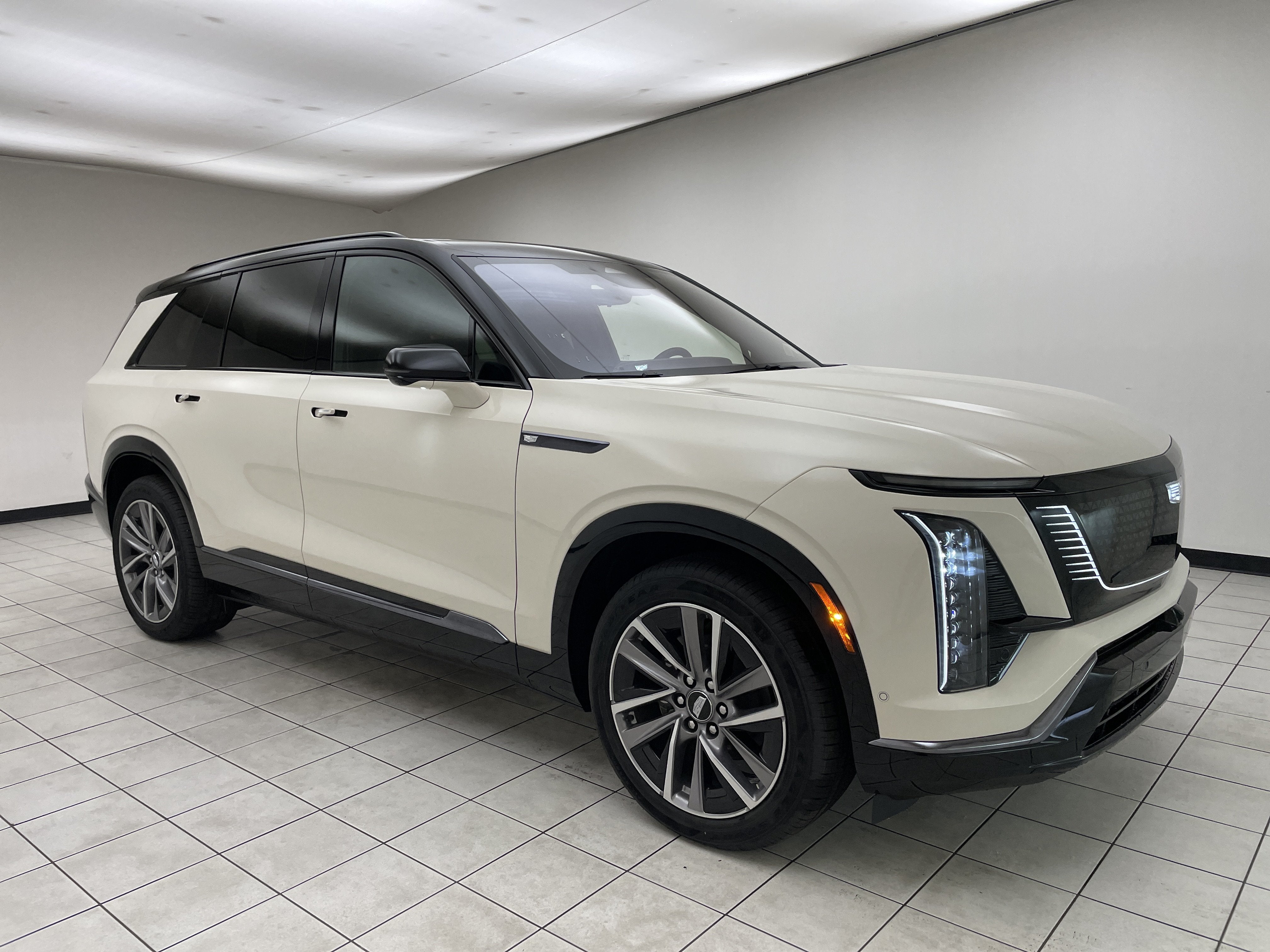 2027 Cadillac VISTIQ Sport