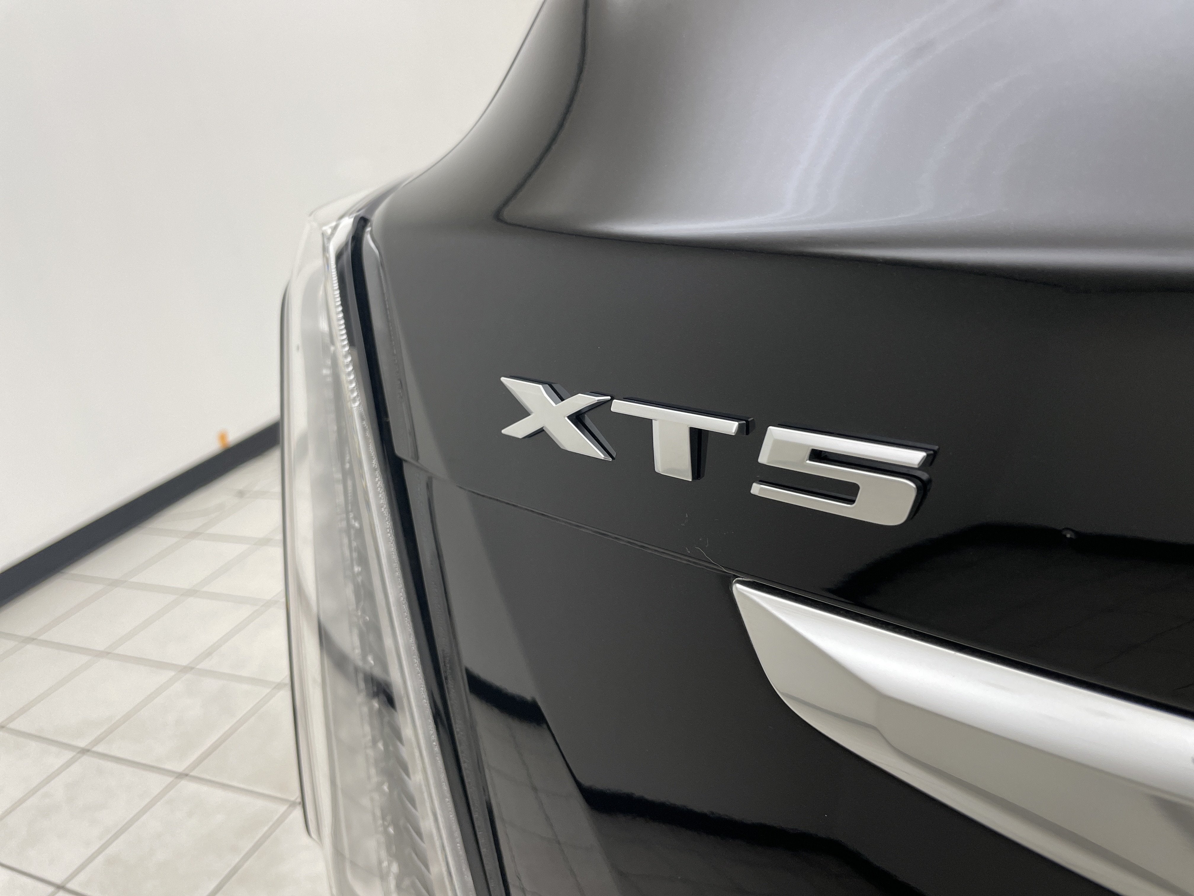 2026 Cadillac XT5 Sport