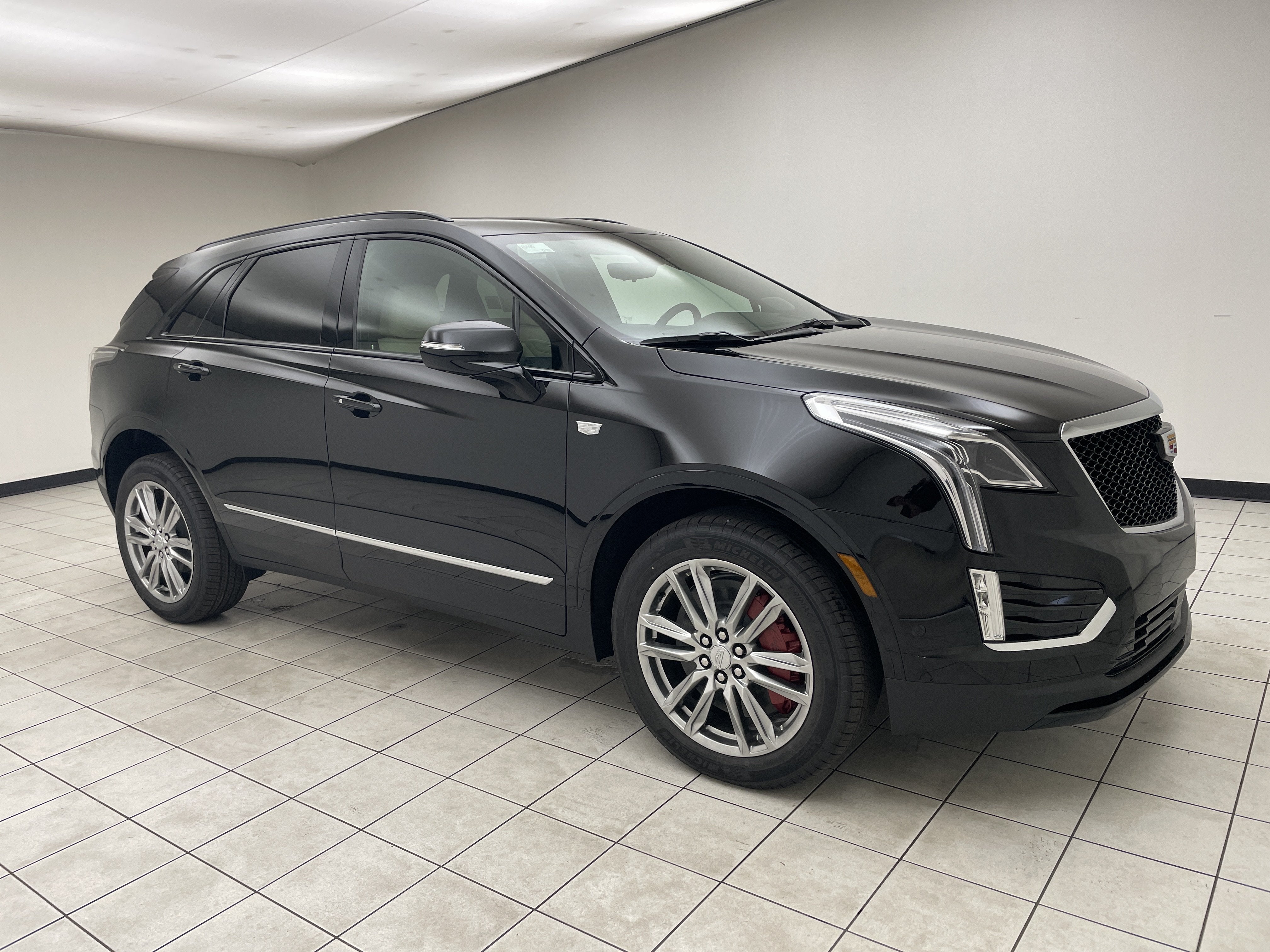 2026 Cadillac XT5 Sport