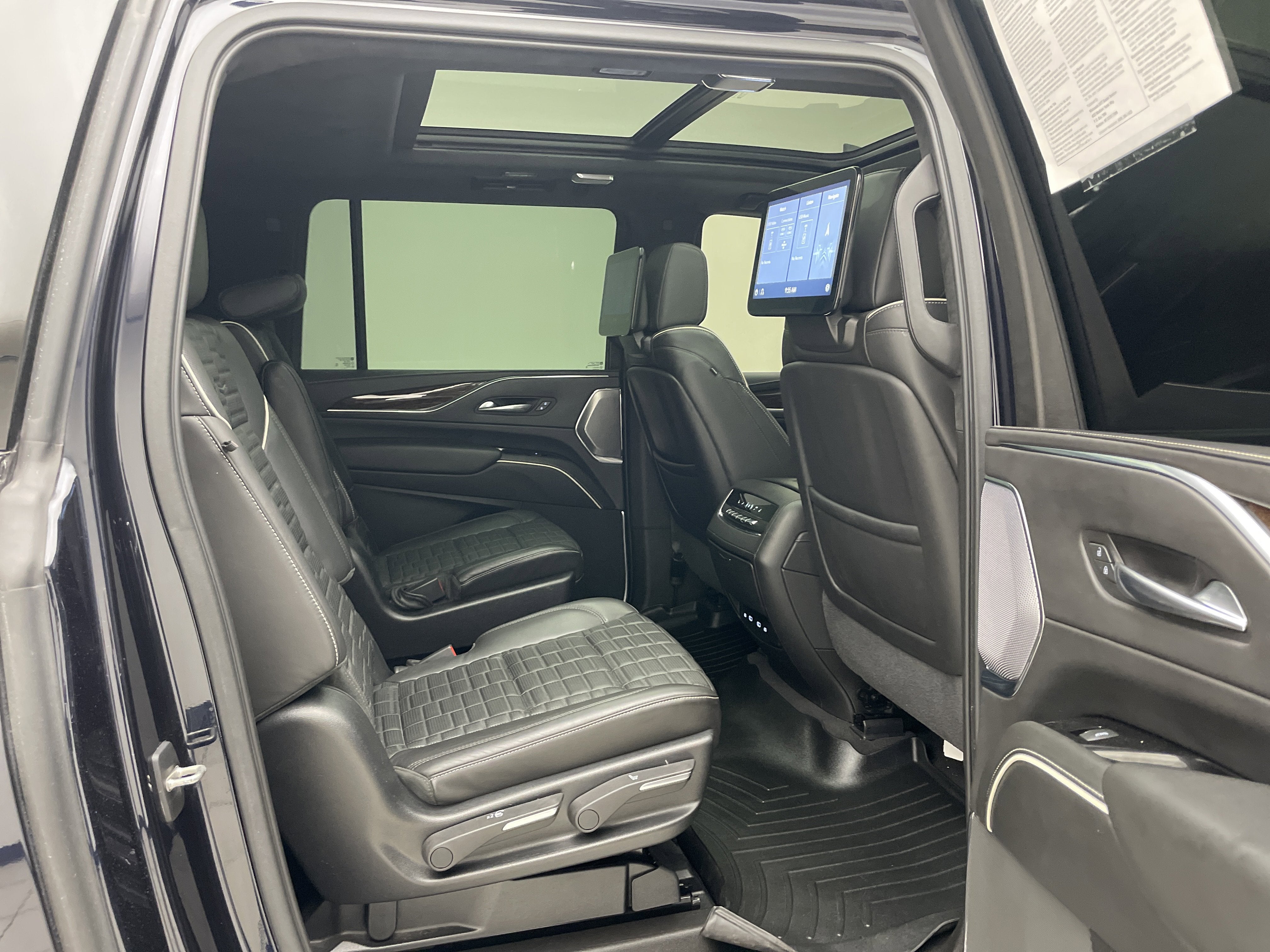 2021 Cadillac Escalade ESV Sport Platinum