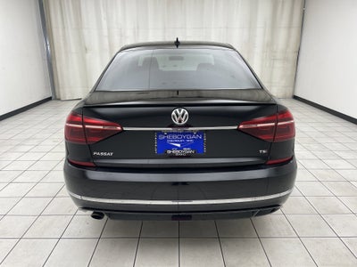 2017 Volkswagen Passat 1.8T R-Line