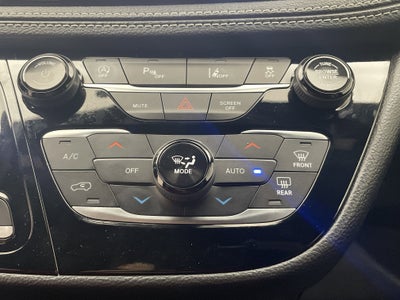 2024 Chrysler Pacifica Touring L AWD