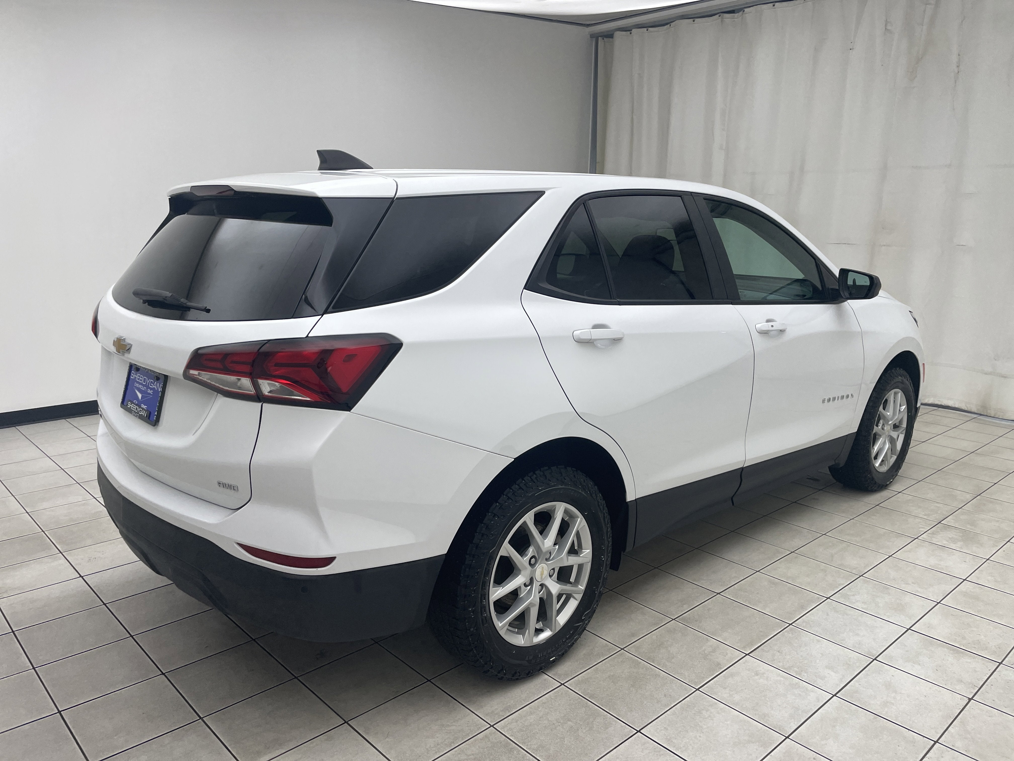 2022 Chevrolet Equinox LS