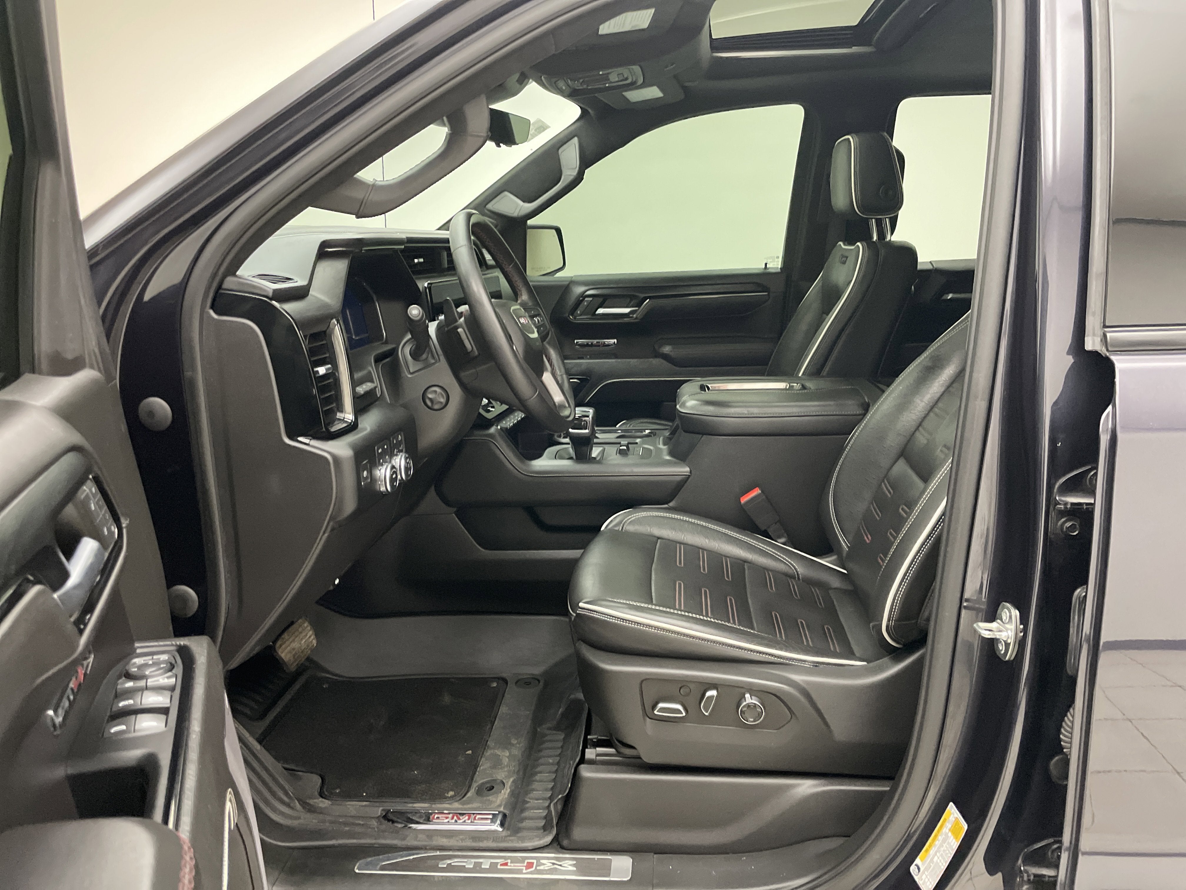 2022 GMC Sierra 1500 AT4X