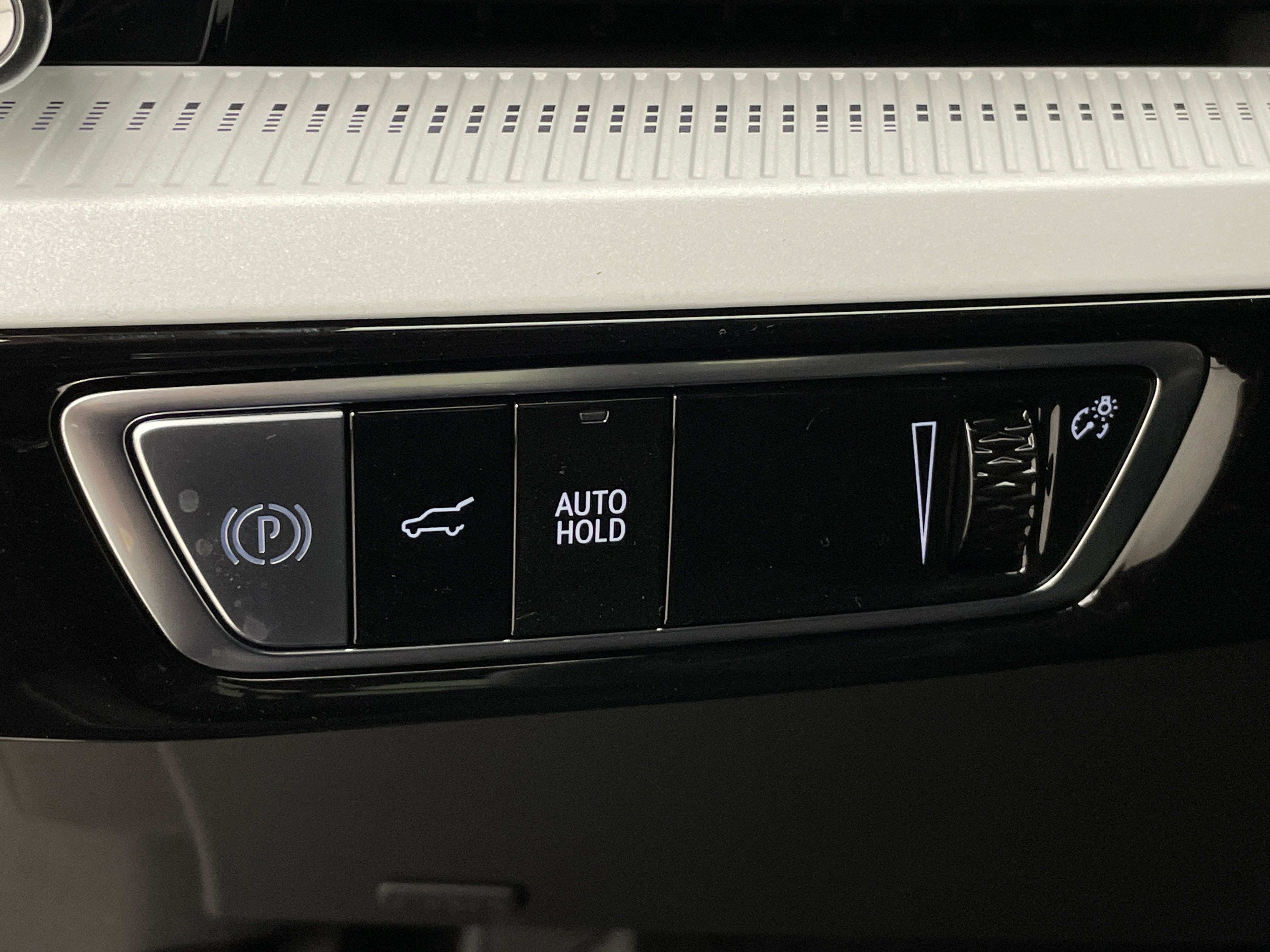 2026 Cadillac OPTIQ Premium Luxury