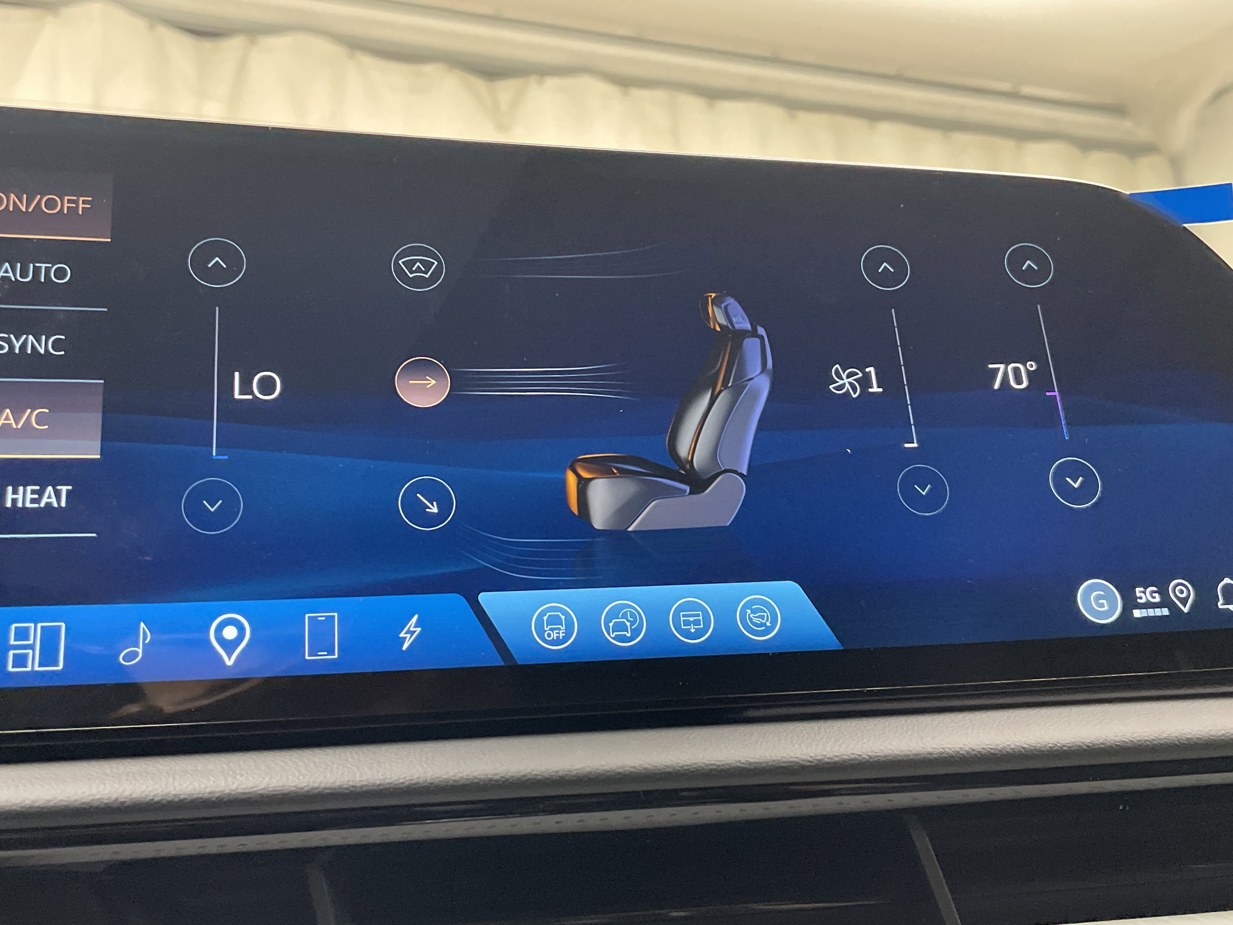 2026 Cadillac OPTIQ Premium Luxury