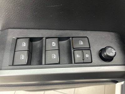 2022 Toyota Tacoma 4WD SR5