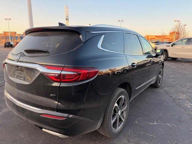 2021 Buick Enclave Essence