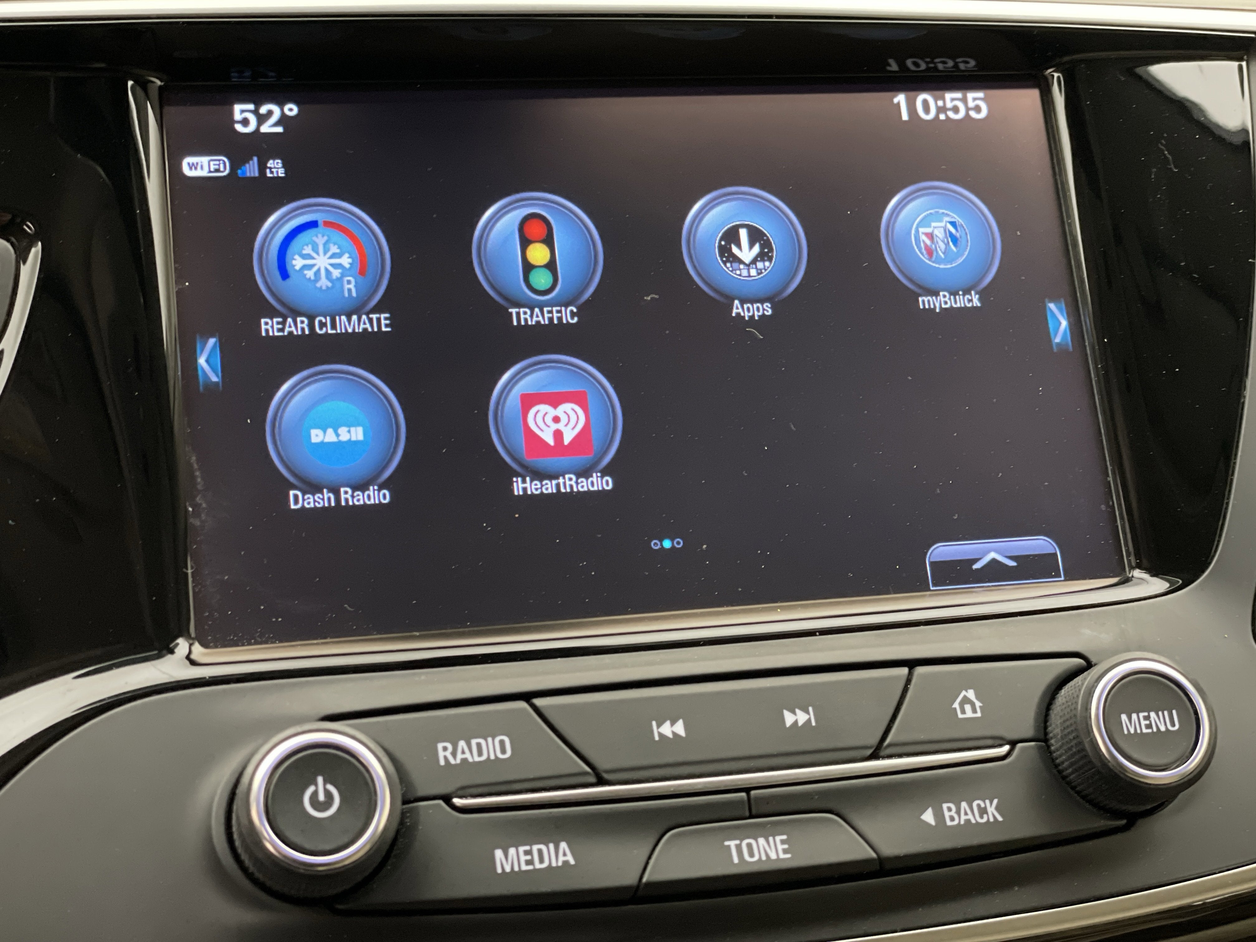 2020 Buick Envision Essence Group